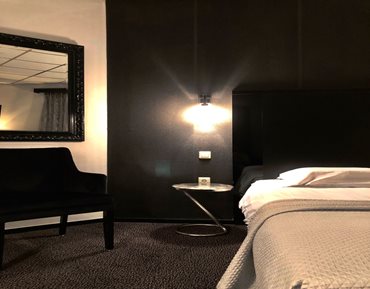 Room-1.jpg