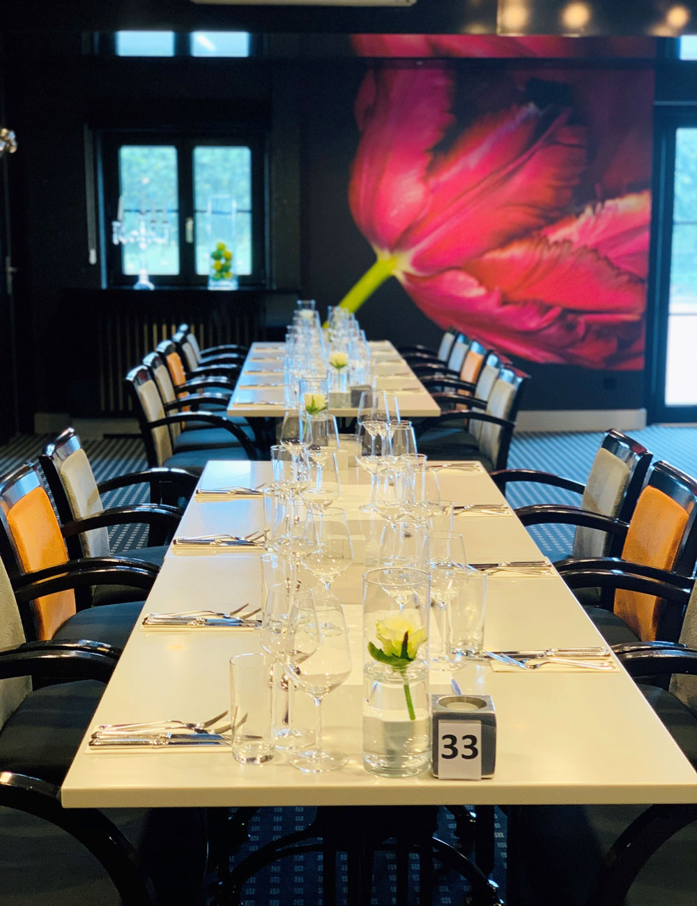 table-banqueting.jpg