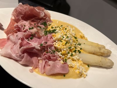 ASPERGES-HOLLANDAISE.jpg