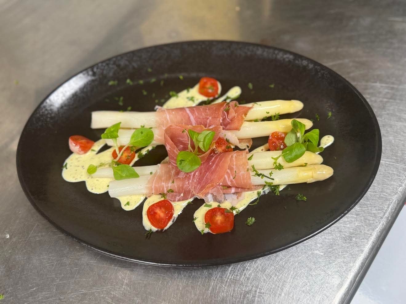 Asperges-et-jambon-cru.jpg